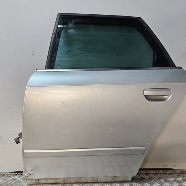 PUERTA TRASERA IZQUIERDA SEAT EXEO BERLINA (3R2) [3R0833051]