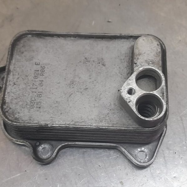 ENFRIADOR ACEITE MOTOR VOLKSWAGEN GOLF V (1K1)(10.2003) [03C117021E]