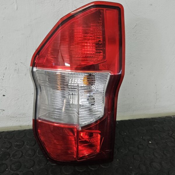PILOTO TRASERO DERECHO FORD TOURNEO COURIER (C4A) [ET7613404AF]