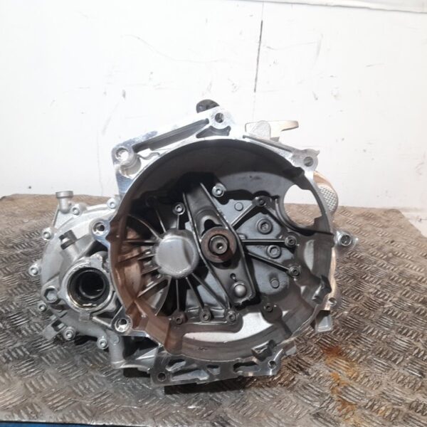 CAJA CAMBIOS VOLKSWAGEN POLO VI (AE1) [USM]