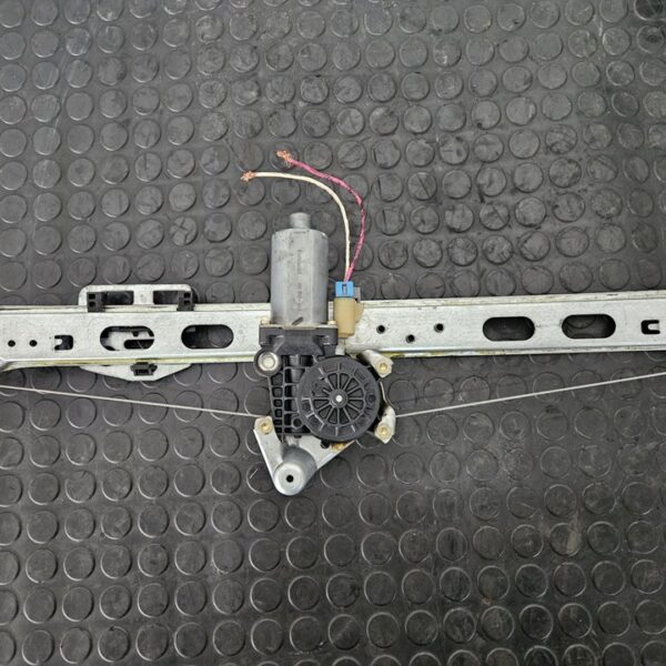 ELEVALUNAS TRASERO DERECHO MERCEDES-BENZ CLASE ML (BM 163) [9137041093]