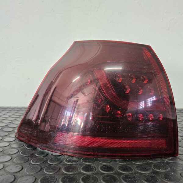 PILOTO TRASERO IZQUIERDO VOLKSWAGEN GOLF V (1K1)(10.2003) [RLC147053]