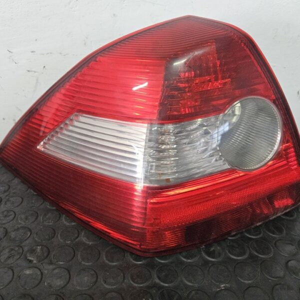 PILOTO TRASERO IZQUIERDO RENAULT MEGANE II BERLINA 5P [8200142682]