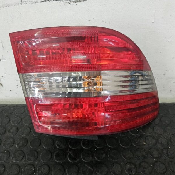 PILOTO TRASERO IZQUIERDO MERCEDES-BENZ CLASE B (BM 245) [A1698202564]