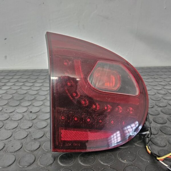 PILOTO TRASERO IZQUIERDO INTERIOR VOLKSWAGEN GOLF V (1K1)(10.2003) [RLC147053]