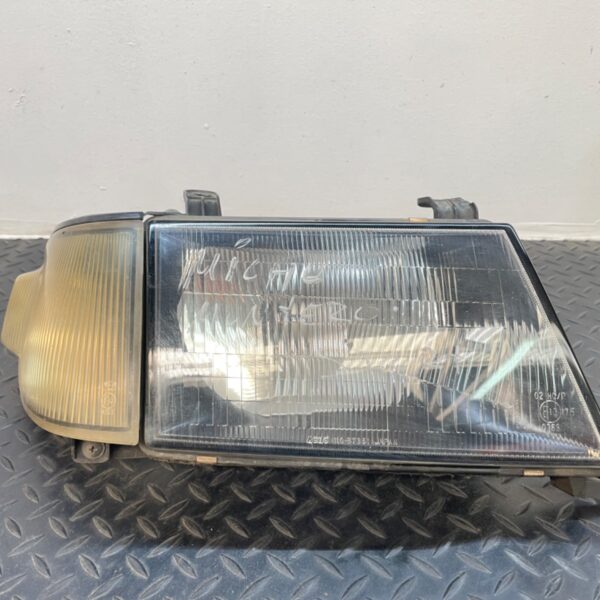 FARO DERECHO MITSUBISHI MONTERO SPORT (K90) [87351]
