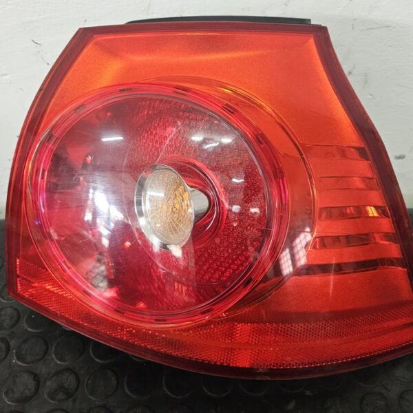 PILOTO TRASERO DERECHO VOLKSWAGEN GOLF V (1K1)(10.2003) [1K6945096E]