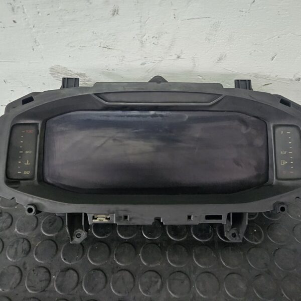 CUADRO INSTRUMENTOS   [6F0920320B]