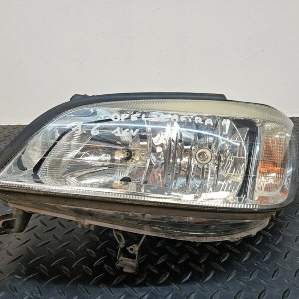 FARO IZQUIERDO OPEL ZAFIRA A [90582021]