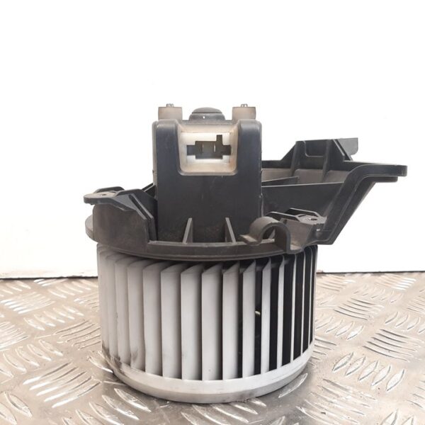 MOTOR CALEFACCION OPEL CORSA D [13335075]