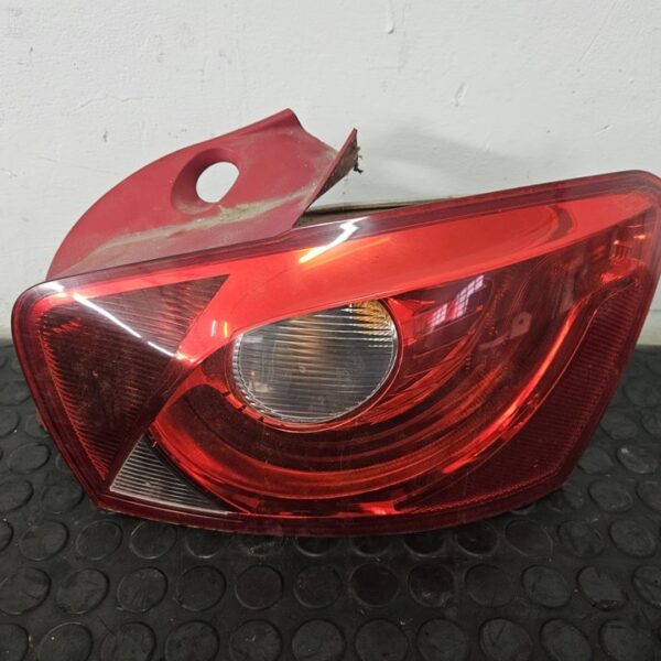 PILOTO TRASERO DERECHO SEAT IBIZA BERLINA (6J5) [6J4945096C]