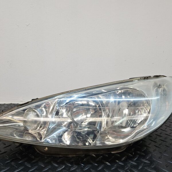 FARO IZQUIERDO PEUGEOT 206 [9660535680]