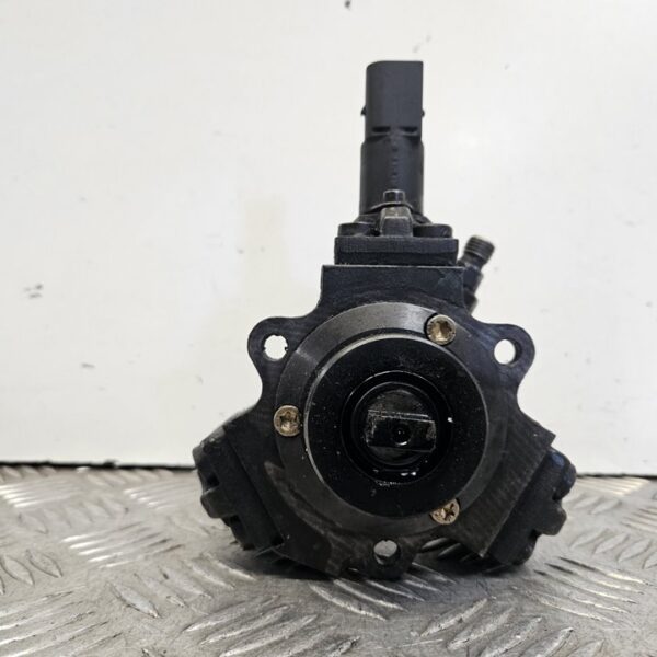 BOMBA INYECCION MERCEDES-BENZ VITO FURGÓN (638) [A6110700601]