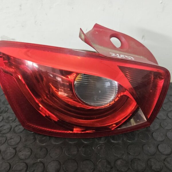 PILOTO TRASERO IZQUIERDO SEAT IBIZA BERLINA (6J5) [6J4945095K]