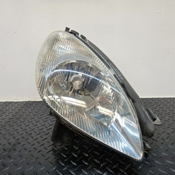 FARO DERECHO CITROEN XSARA PICASSO [9631494980]