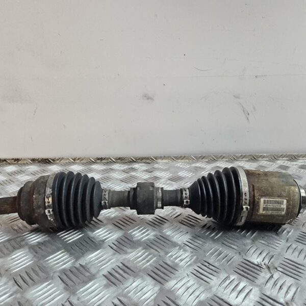 TRANSMISION DELANTERA IZQUIERDA DODGE CALIBER (PM) [P05085224AB]