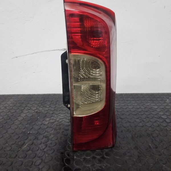 PILOTO TRASERO DERECHO FIAT III FIORINO (225) [SIN REF]