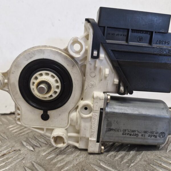 MOTOR ELEVALUNAS DELANTERO DERECHO SEAT IBIZA (6L1) [6Q2959801A]