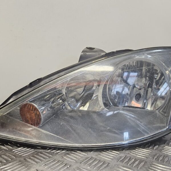 FARO IZQUIERDO FORD FOCUS BERLINA (CAK) [2M5113W030BF]