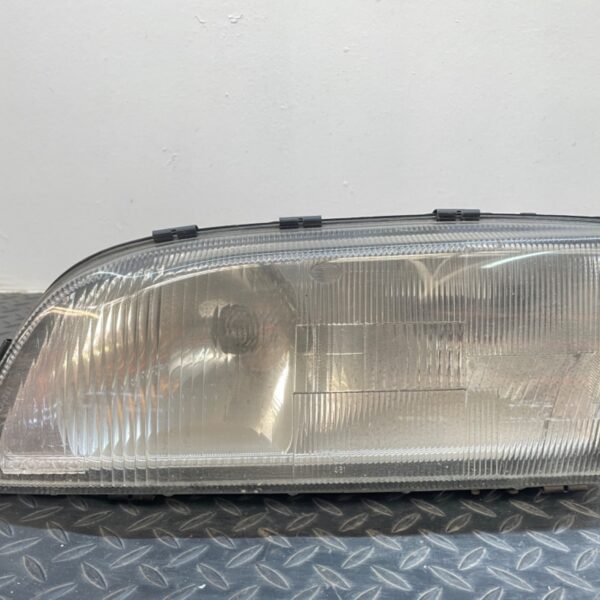 FARO IZQUIERDO VOLVO V70 FAMILIAR [14734300]