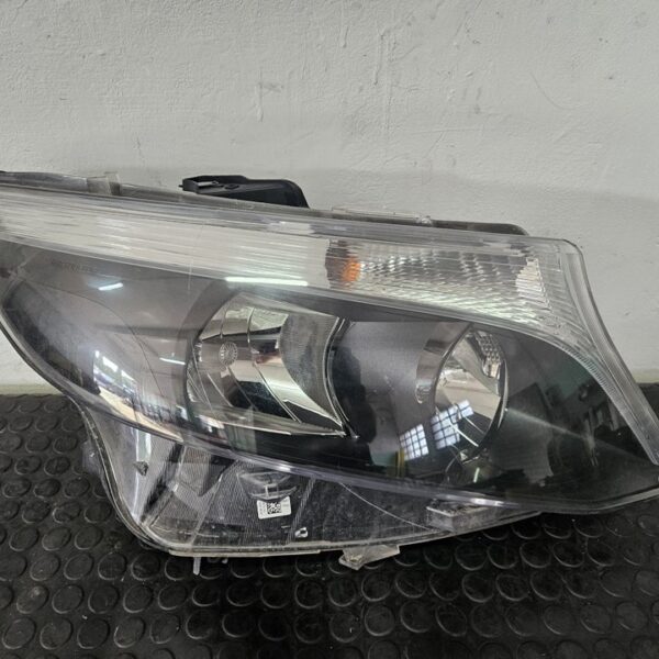FARO DERECHO MERCEDES-BENZ VITO BASIC-KOMBI (639) [A4479067800]