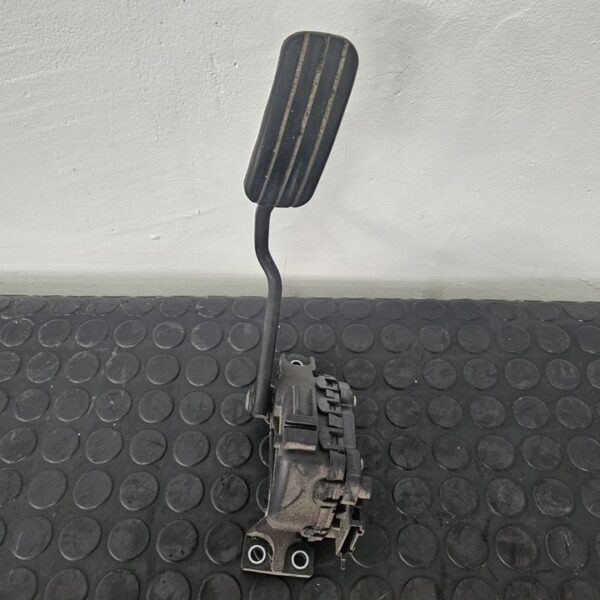 PEDAL ACELERADOR RENAULT TRAFIC II FURGÓN [7700313060]