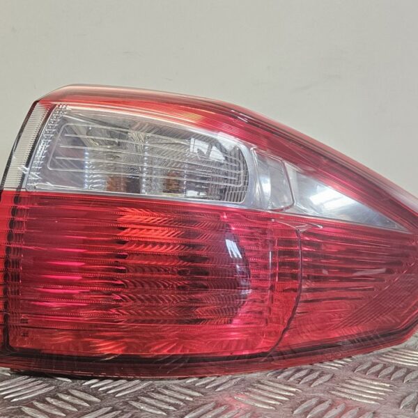 PILOTO TRASERO DERECHO FORD C-MAX (CB7) [AM5113404BF]