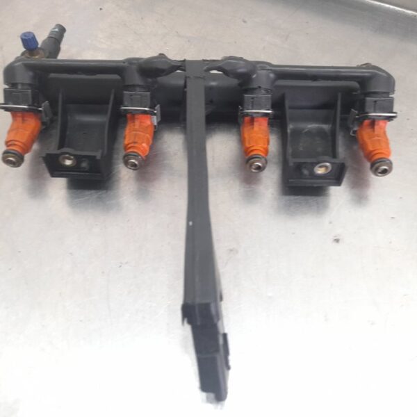 RAMPA INYECTORA PEUGEOT 307 (S1)(04.2001) [9636520780]