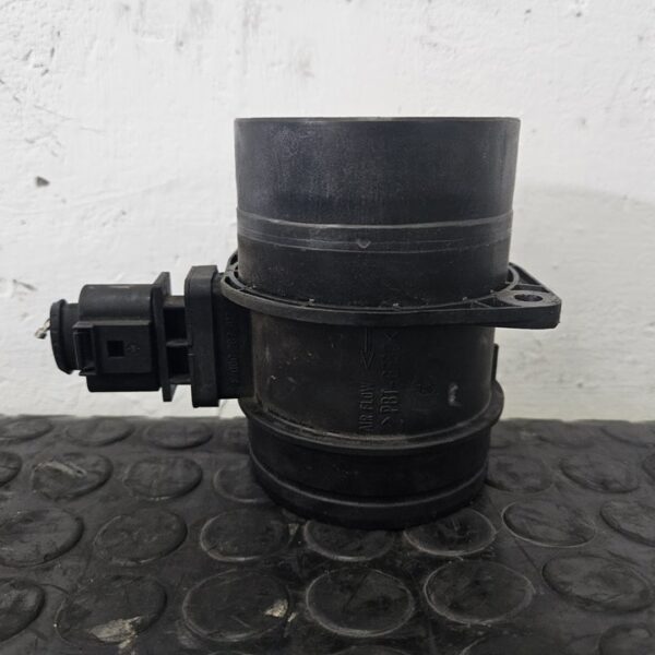 CAUDALIMETRO VOLKSWAGEN PASSAT BERLINA (3C2) [0281002735]