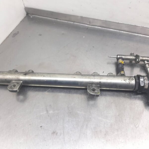 RAMPA INYECTORA OPEL CORSA D [0445214086]