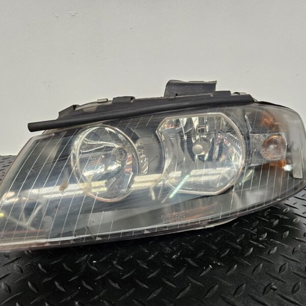 FARO IZQUIERDO AUDI A3 (8P1)