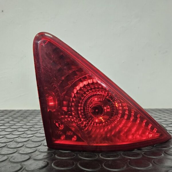 PILOTO TRASERO DERECHO INTERIOR   [9683460980]