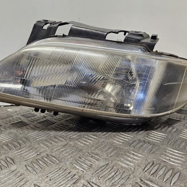 FARO IZQUIERDO CITROEN XSARA BERLINA [5521112LRHD]