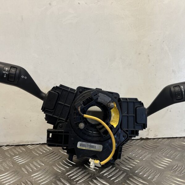 MANDO MULTIFUNCION FORD FOCUS BERLINA (CAP) [3M5T6475AE]