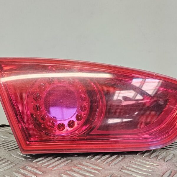 PILOTO TRASERO IZQUIERDO INTERIOR SEAT LEON (1P1) [1P0945093F]