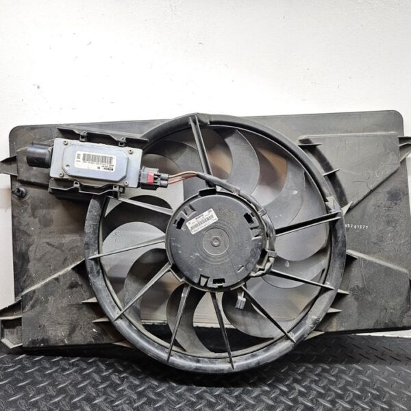 ELECTROVENTILADOR FORD FOCUS BERLINA (CB8) [8V618C607F]
