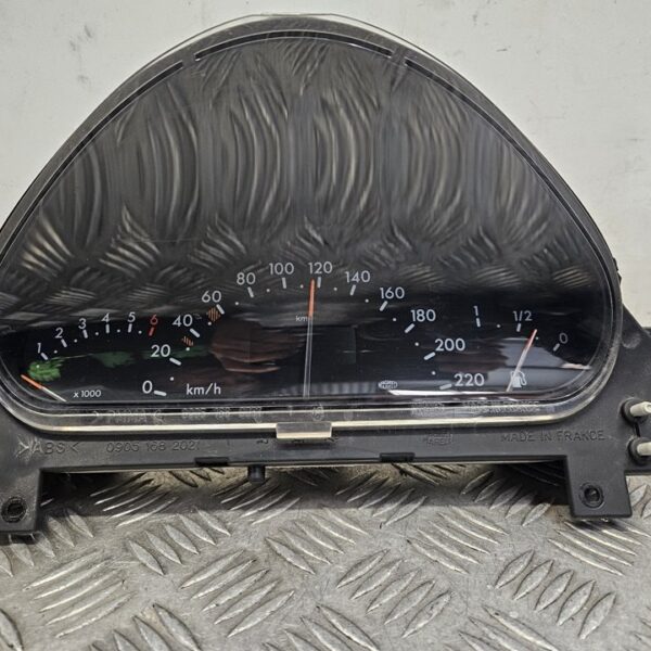 CUADRO INSTRUMENTOS MERCEDES-BENZ CLASE A (BM 168) [A1685404011K10]