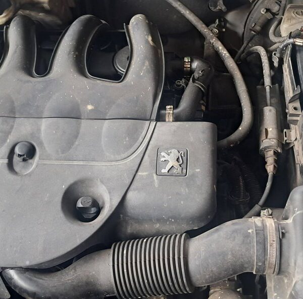 PEUGEOT 206 [X-Line]