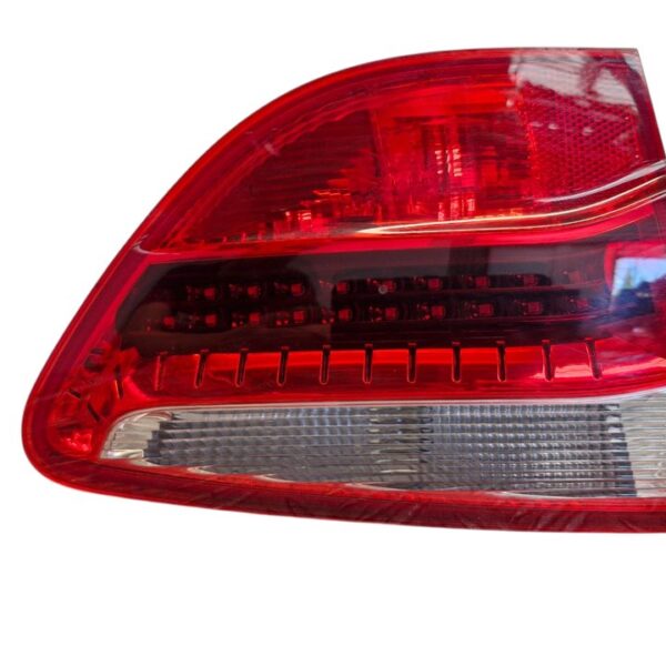 PILOTO TRASERO IZQUIERDO INTERIOR SEAT EXEO BERLINA (3R2) [3R9945093A]