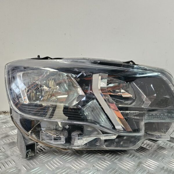 FARO DERECHO PEUGEOT RIFTER [9816826880]