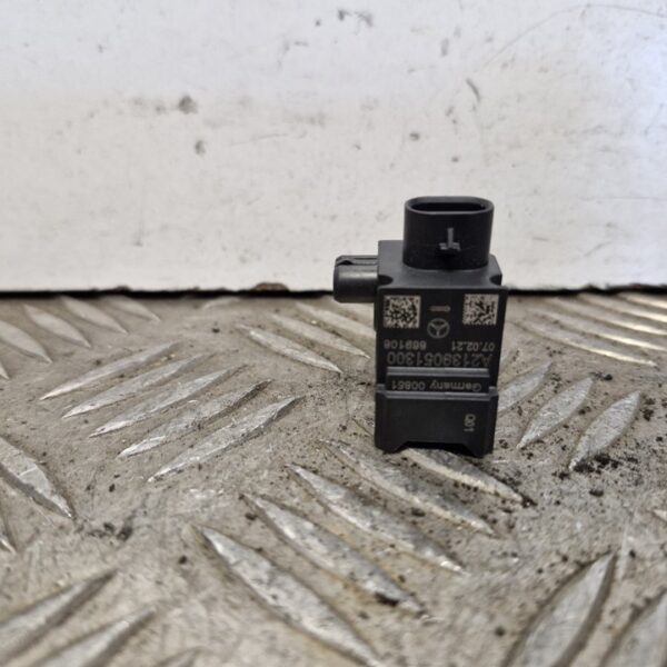 SENSOR DE IMPACTO MERCEDES-BENZ CLASE GLC (BM 253) [A2139051300]