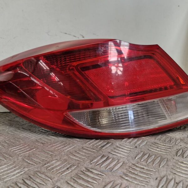 PILOTO TRASERO IZQUIERDO OPEL INSIGNIA BERLINA [16835201]