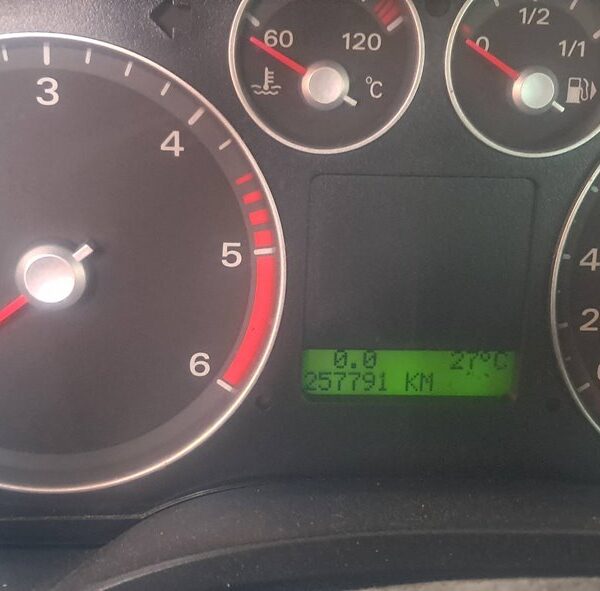 FORD FOCUS BERLINA (CAP) [Ambiente (D)]