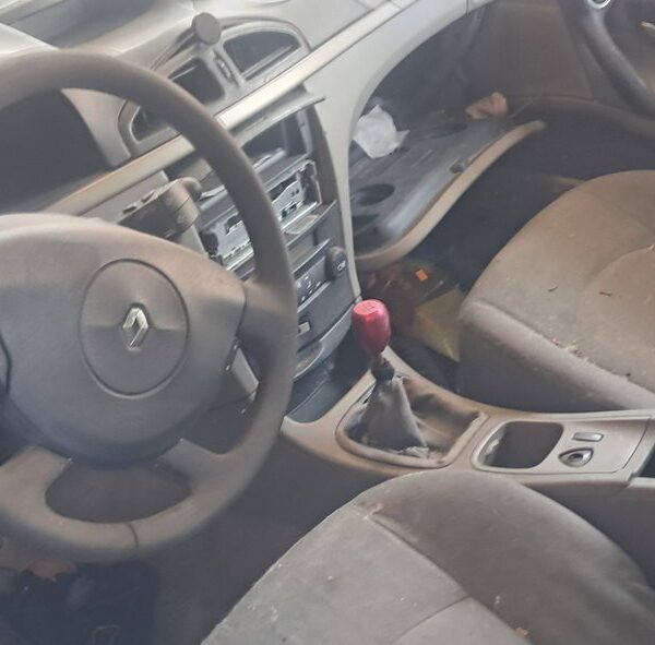 RENAULT LAGUNA II (BG0) [Authentique]