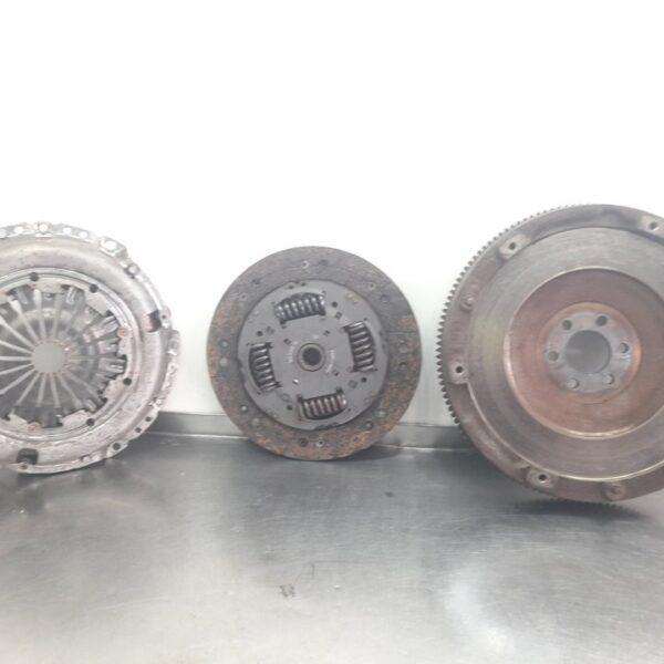 KIT EMBRAGUE PEUGEOT 308 [403453]