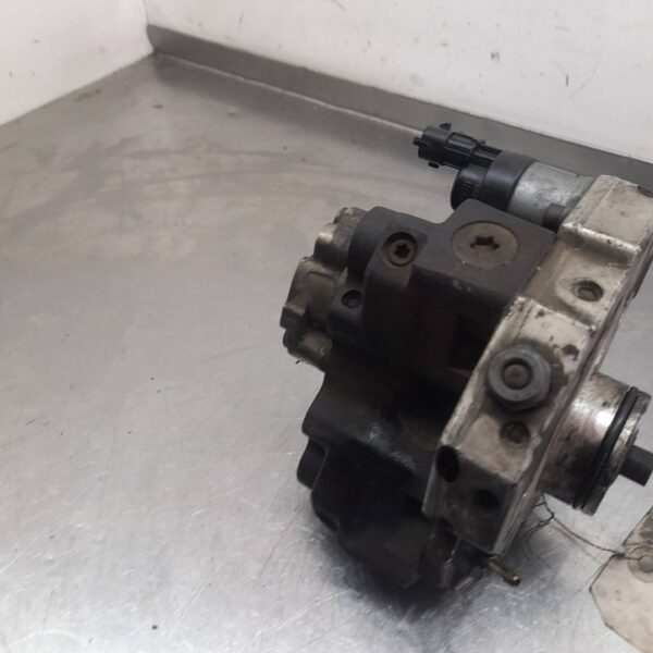 BOMBA INYECCION VOLVO XC70 [0445010043]