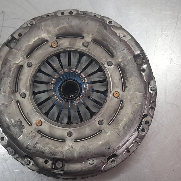 KIT EMBRAGUE KIA SPORTAGE (SL) [32001]