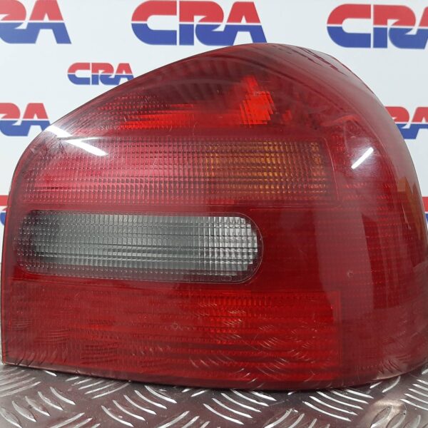 PILOTO TRASERO DERECHO AUDI A3 (8L) [290702]