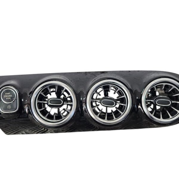 NO IDENTIFICADO MERCEDES-BENZ CLASE CLA (BM 118) [A1776809800]