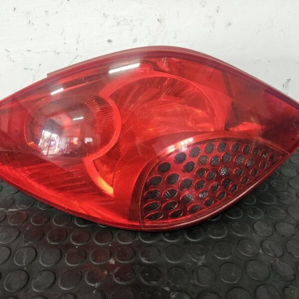PILOTO TRASERO IZQUIERDO PEUGEOT 207 [964998668003]